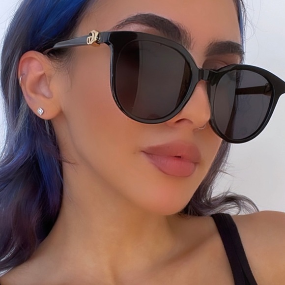 GUCCI Gucci Generation GG1073SK Black Marmont Sunglasses NWOT
